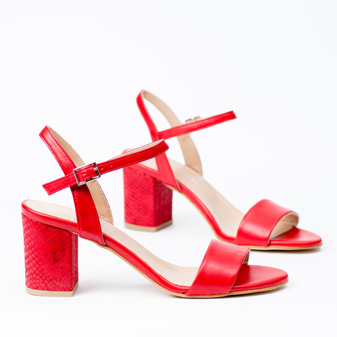 Сандали на ток модел 18200 RED SNAKE