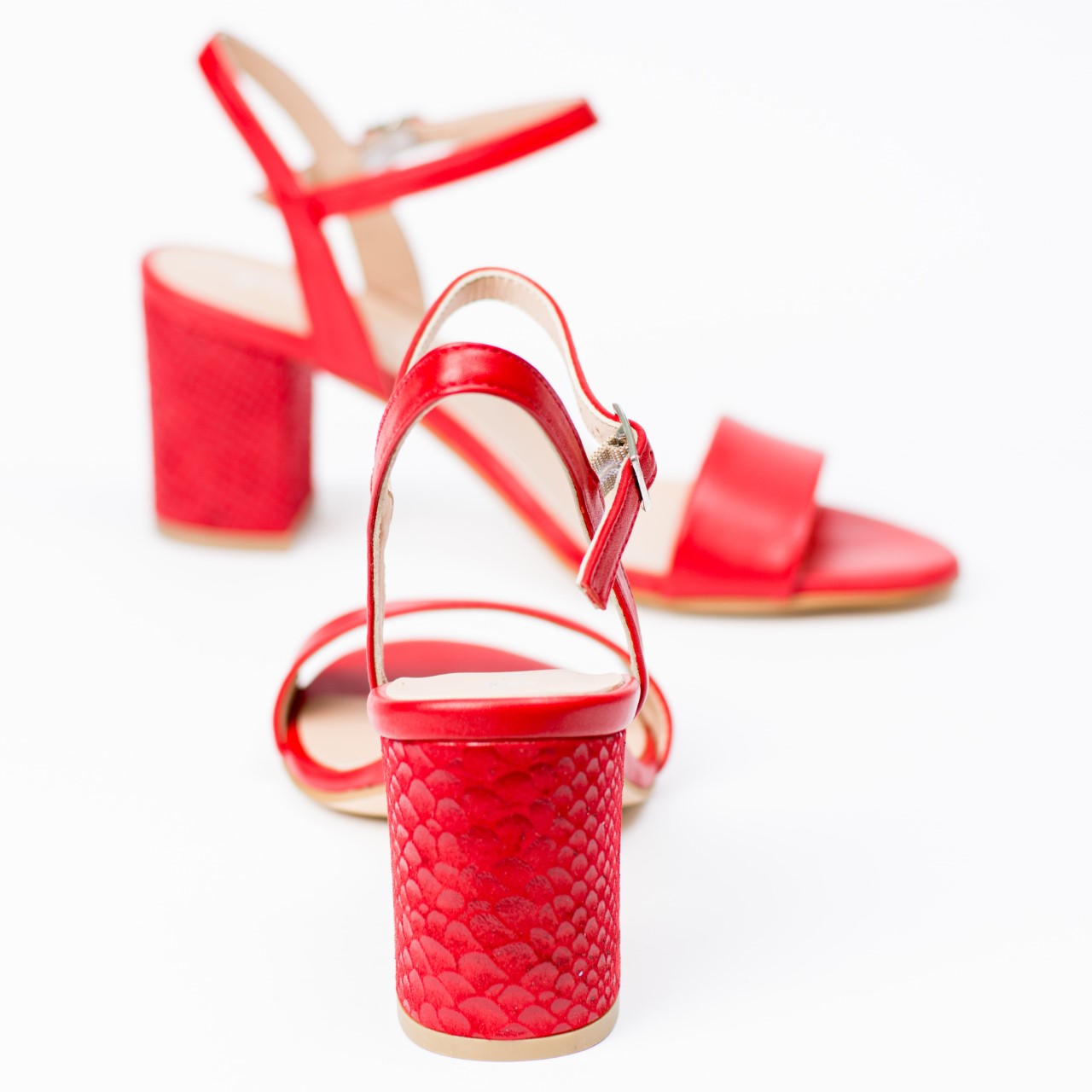 Сандали на ток модел 18200 RED SNAKE