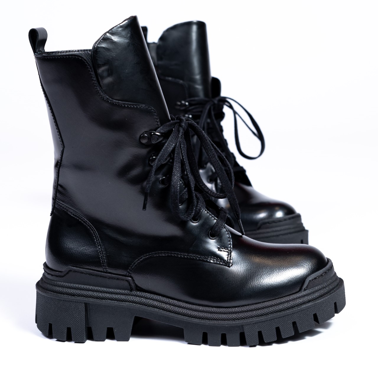 Дамски боти модел 21468 black