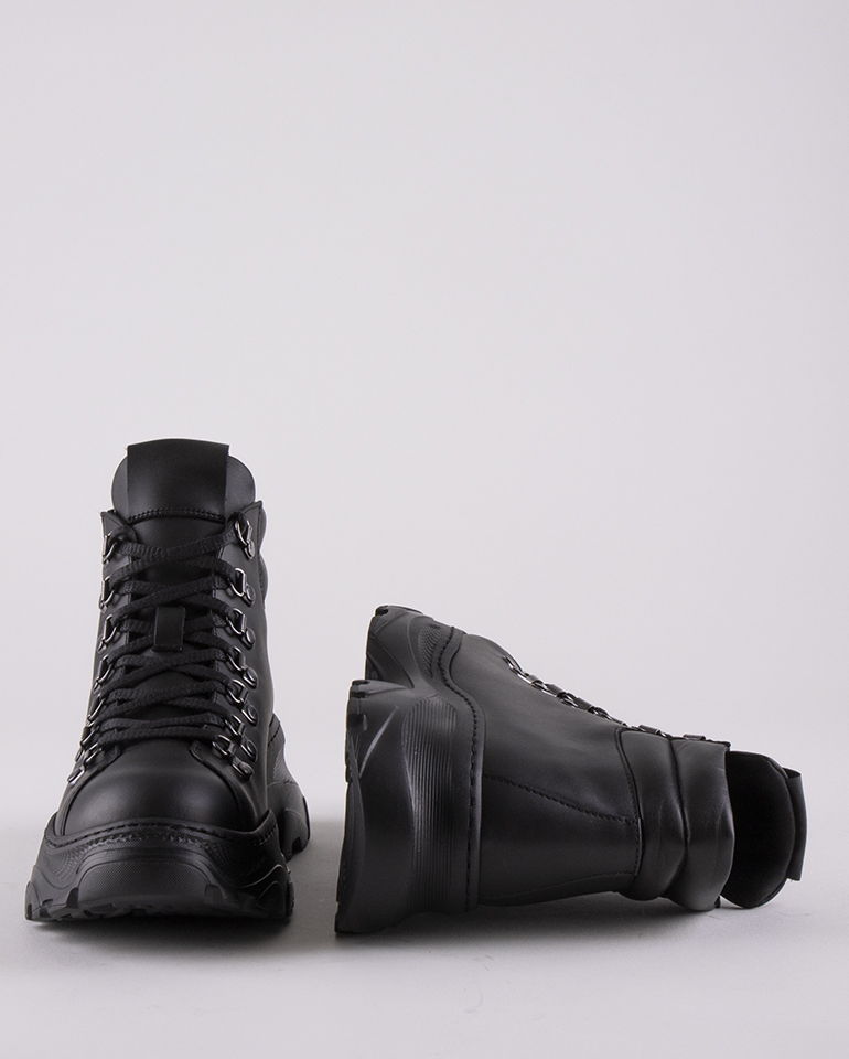 Дамски боти модел 22442 black